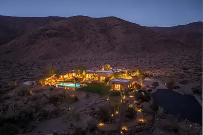 Image de Private Bohemian Desert Hacienda Estate 14-Day Minimum Stay