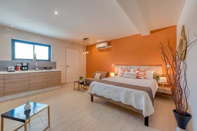 Image de Luxueux studio situé au cœur de Grand Case, 20 mètres de la plage, studio 3