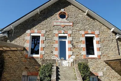 Image de Charmante villa, très belle vue sur mer, avec piano accordé, 6-8 personnes.