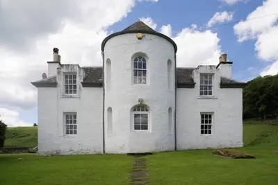 Image de Château Peroch, maison-tour pittoresque du 19ème siècle.