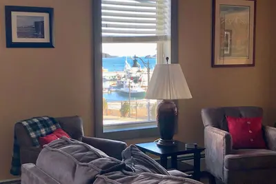 Image de Beau loft 2br avec vue sur la baie et l'activité du port d'Eastport