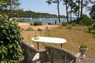 Image de Magnifique maison avec vue sur le lac, confortable+moderne, idyllique jardin