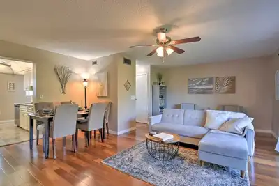 Image de Nouveau! Indian Shores Townhome avec accès à la piscine et kayaks