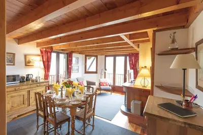 Image de Appartement traditionnel alpin en duplex pour 6\/8 personnes