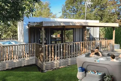 Image de Mobil-home Otello Duo Espace 2 Sdb avec Spa Premium 4 personnes