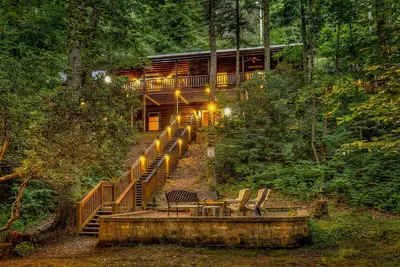 Image de Colby's Cabin - Animaux acceptés | Accès au ruisseau | Porche filtré