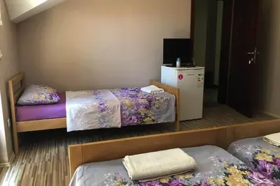 Image de Struga - Chambres \/ Dhoma \/ Sobi - (Triple)