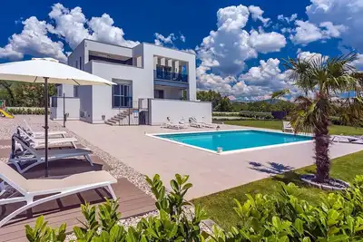 Image de Villa Marijeta exclusive 5 star villa with 50sqm heated pool, 6 bedrooms and playroom