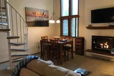 Image de Nouveau! ! Boyne Condo 3 ch 1 loft 2 ch
