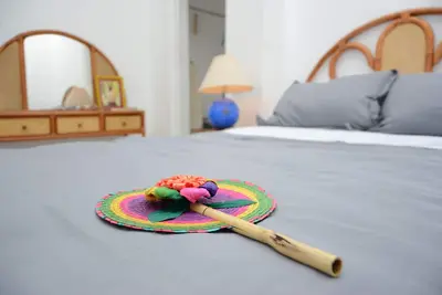 Image de Appartement au niveau de la rue à un passage piéton privé dans le quartier de la galerie d'art