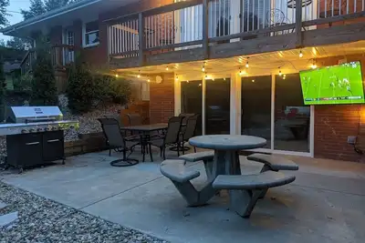 Image de Maison récemment rénovée à 2 milles du campus Nd!