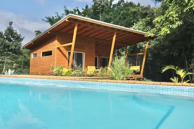 Image de Eco wooden house 7' to Santa Teresa
