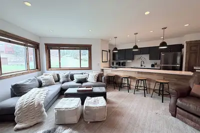 Image de Cozy, Perfect Location- Ski-In Condo, marcher 1 bloc au coeur de Breckenridge