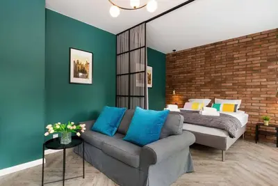 Image de Rajska 8 | Dark Green and Grey Apartment | Bath