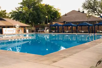 Image de Nouvelle Villa # 3, Belle, Piscine, Rez De Chaussee, Personnalise, Tout Ce Dont Vous Avez Besoin!