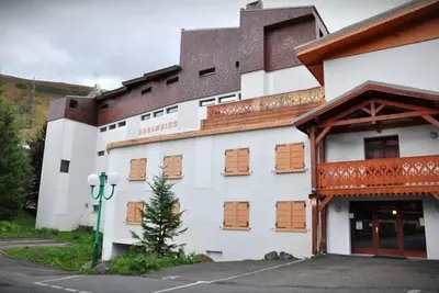 Image de Appart au centre de la station | Accès Piscine Extérieure Chauffée + Casiers à Skis