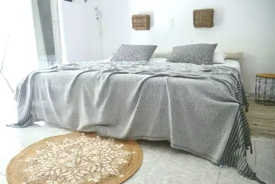 Image de Cosy studio avec balcon pour deux personnes à Parikia : 300m de \"Livadia Beach\".