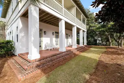 Image de Duplex spacieux de 3 chambres à coucher - 3 salles de bains situé à Seacrest Beach