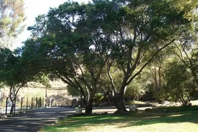 Image de Monterey Bay, grande et chaleureuse maison de 3 chambres avec maison d'hĂ´tes