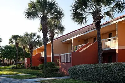 Image de 2 chambres et 2 salles de couchage 8 (2 miles de Disney World)