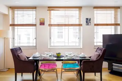 Image de Spacious 2-bedroom apartment in Mayfair