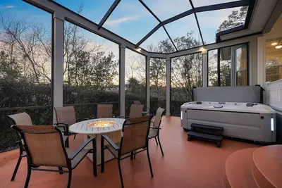 Image de Belle Maison de Vacances à Destiny West! Réservez Pour Thanksgiving!