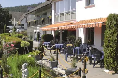 Image de Hotel Pension Haus Berghof - Chambre double douche / Wc avec balcon ou terrasse