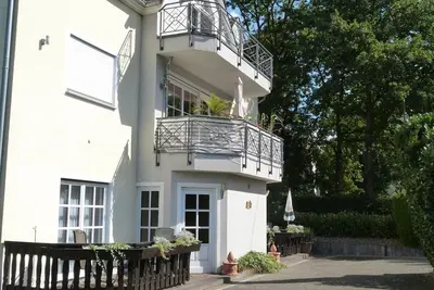 Image de Chambre double avec douche et toilettes - Winzergasthof \"Zum Kellerstübchen\"