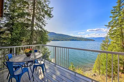Image de Nouveau! Lake Pend Oreille Home avec quai et planches à pagaie