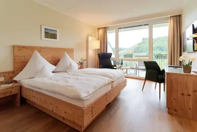 Image de Chambre Double Douche / Wc Chambre Double Herrenberger - Hotel-Weingut Weis