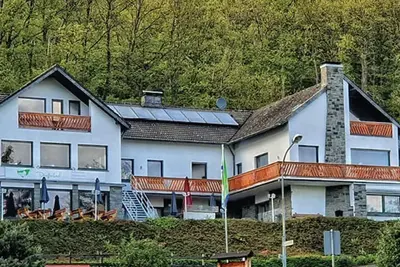 Image de Appartement à 2 lits (hêtre) - maison Diefenbach, appartements en pension de famille