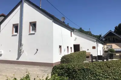 Image de Cottage à 10 lits, 3 salles de bain, 4 chambres à coucher - Gasthaus-Pension-Rest. Geimer