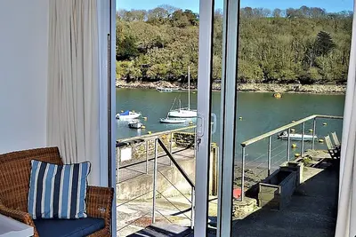 Image de 2 chambres logement dans Fowey