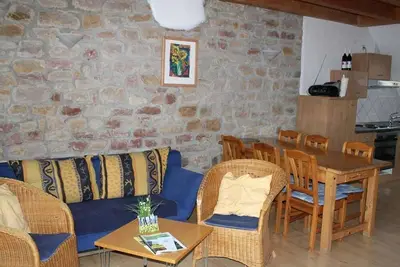 Image de Haardtblick - An der Bach - Cave Ă vin / Fewo's, Fam. chou