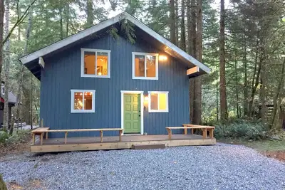 Image de Chalet Snowline 66 - Jacuzzi - Wi-Fi - 3 chambres - 10 couchages