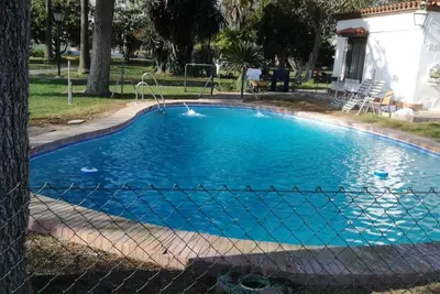 Image de Villa Cordoue, magnifique jardin, tennis et piscine