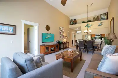 Image de Exquisite Remodel-PRIVÉ Lanai-Sleeps 8-Well Well Equipped-Ac