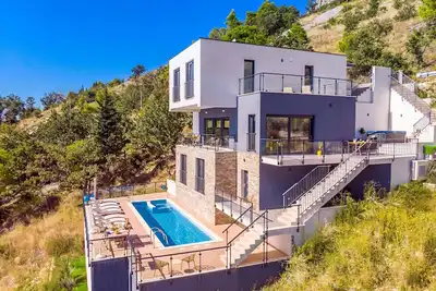 Villa Mia with private pool, Whirlpool, gym, sauna, sea views