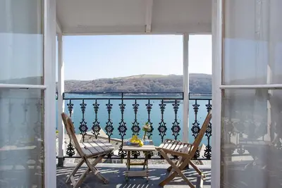 Image de 2 chambres logement dans Fowey