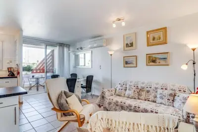 Image de Les Quais de L'Amirauté by Interhome