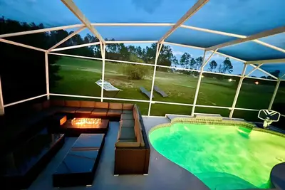 Image de 7 Rm Disney Estate avec piscine-golf-tennis