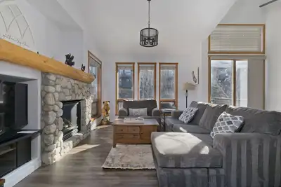 Image de Sunny Comfort Ă Snowcreek V Resort