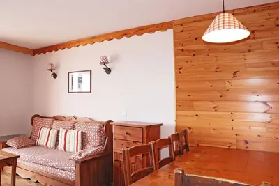 Image de Duplex aux Orres 1800 avec Balcons – 3 Pièces pour 8 Personnes