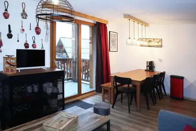 Image de Duplex 10 pers. avec piscine, jacuzzi, balcon et ascenseur aux Orres 1800
