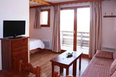 Image de Appartement aux Orres 1800 avec piscine, sauna, proche pistes, 2 pièces, 6 personnes