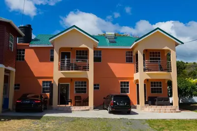Image de Jean's Luxury Condo # 2, Sapphire Estate, Laborie, Sainte-Lucie. Confort dans le style