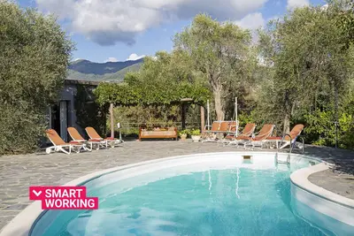 Villa San Massimo with pool by Wonderful Italy