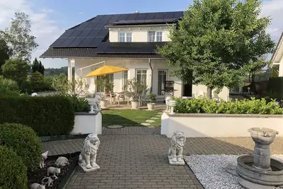 Image de Maison individuelle exclusive avec jardin et sauna pour 2 à 6 personnes