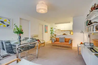 Image de 4 Redfern Court - Deux Chambres Maison, Couchages 5