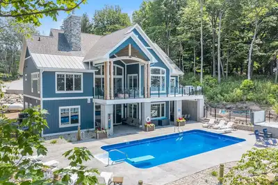 Image de newly built house, beachfront, heated saltwater pool always 85°!